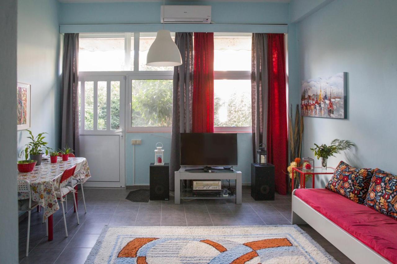 Ανακαινισμενη Μονοκατοικια 125 Τμ Στο Κεντρο Με Κηπο Villa Mesolóngion Buitenkant foto